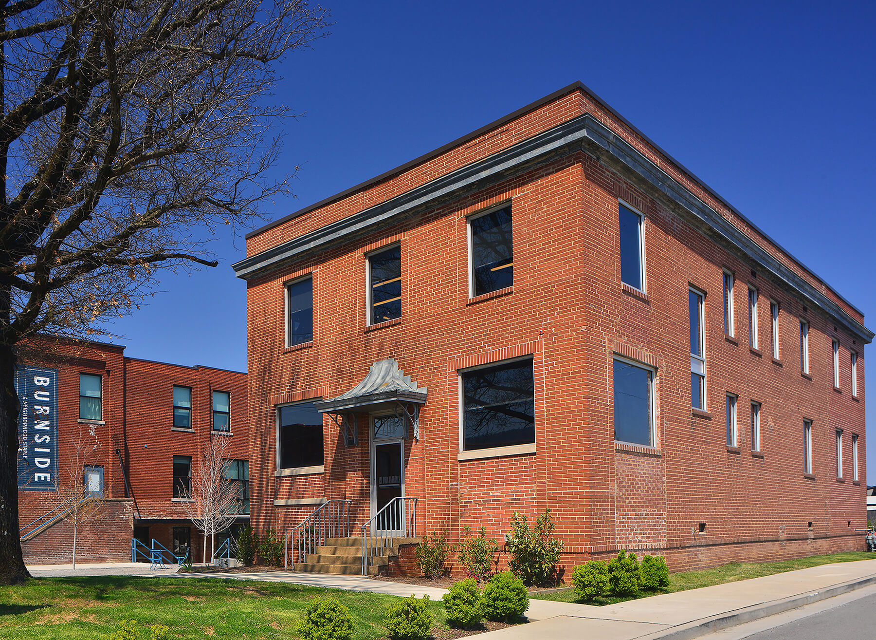 Method Architecture Multi-Tenant – Adaptive Reuse